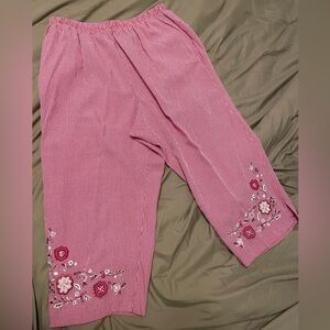 Koret City Blues Wide Leg Red Plaid 20W Pants White and Red Embroidered florals